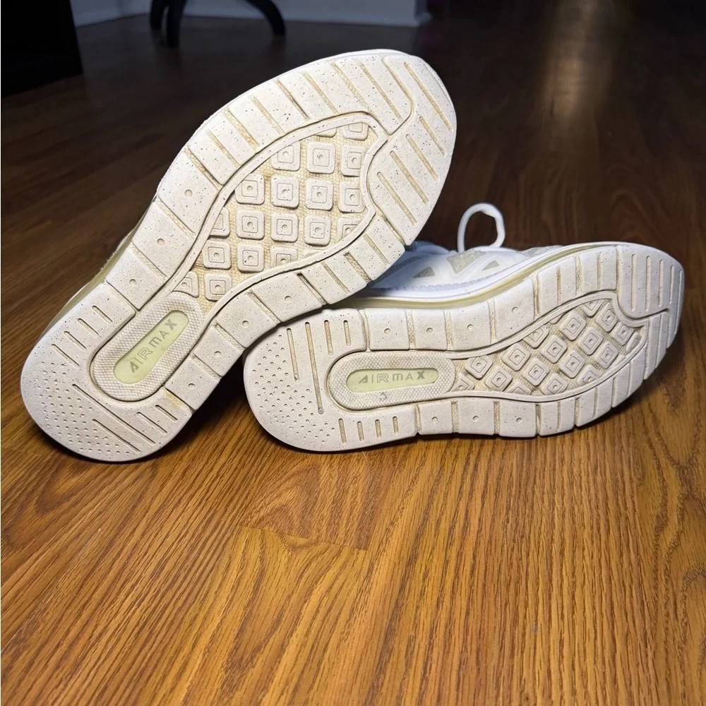 Nike Air Max Genome Triple White Athletic Shoes Youth Size 5